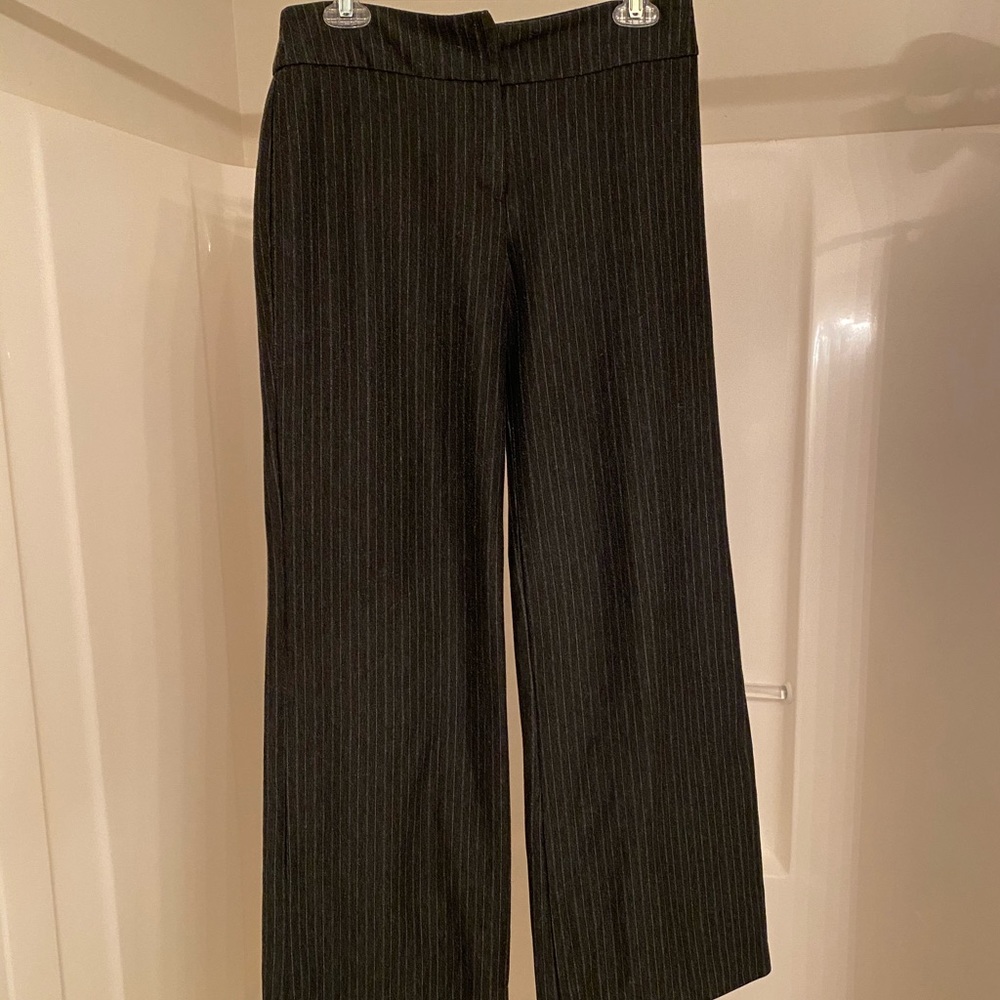 Women’s New York & Co. pin striped dress pants